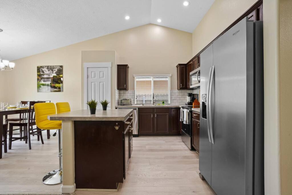 Remodeled, Charming Retreat On The City'S Doorstep Μπόιζ Εξωτερικό φωτογραφία