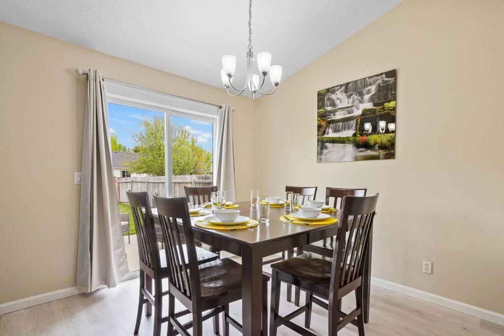 Remodeled, Charming Retreat On The City'S Doorstep Μπόιζ Εξωτερικό φωτογραφία