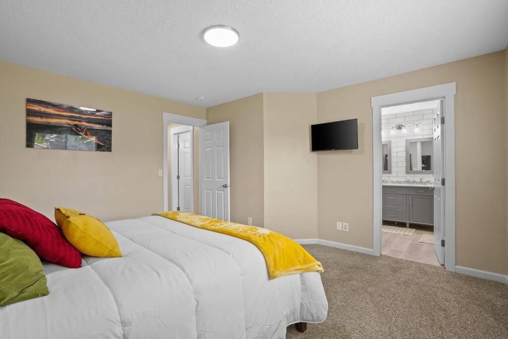 Remodeled, Charming Retreat On The City'S Doorstep Μπόιζ Εξωτερικό φωτογραφία
